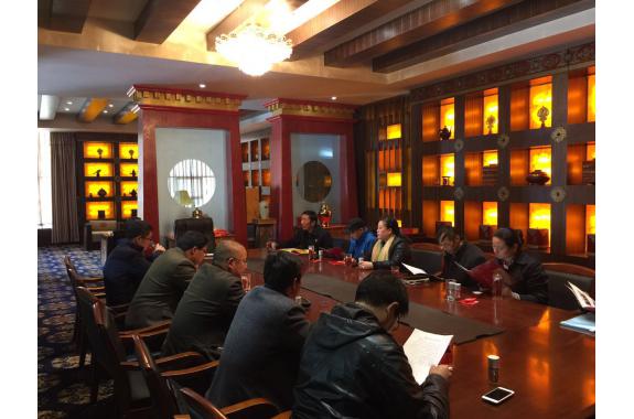 西藏自治区科学技术厅厅长赤列旺杰一行调研指导月王生物和月王藏药企业
