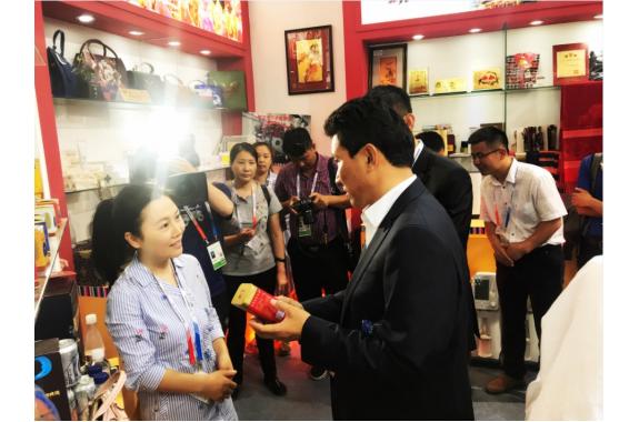 西藏月王药诊应邀参加2018第五届中国（北京）国际服务贸易交易会